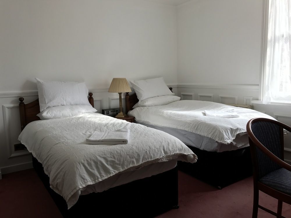 Atis The Park Inn Dover Luaran gambar